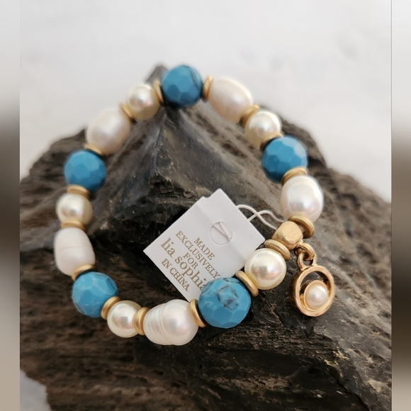 NWT Lia Sophia "BRIO" Turquoise Pearl and Gold bracelet - Picture 1 of 4